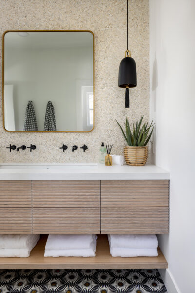 MollyRosePhoto-Aug-2022-29Eleven-HarborCove047_web