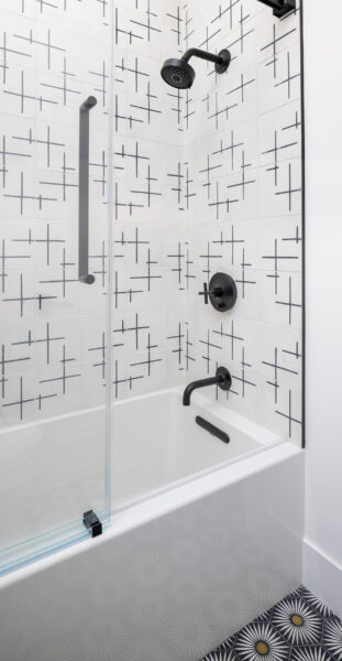 MollyRosePhoto-Aug-2022-29Eleven-HarborCove055_web